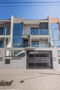 Sobrado com 2 Quartos à venda, 200m² no Canadá, Cascavel