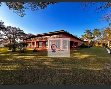Fazenda/Sítio com 8 Quartos à venda, 1300m² no , Igaratá