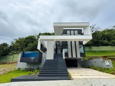 Casa de Condomínio com 4 Quartos à venda, 264m² no Praia do Estaleirinho, Balneário Camboriú