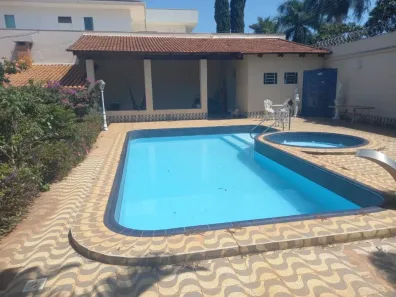 Casa com 7 Quartos à venda, 580m² no Anápolis City, Anápolis
