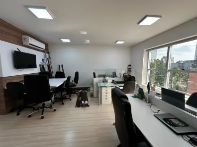 Sala Comercial para alugar, 55m² no Estreito, Florianópolis