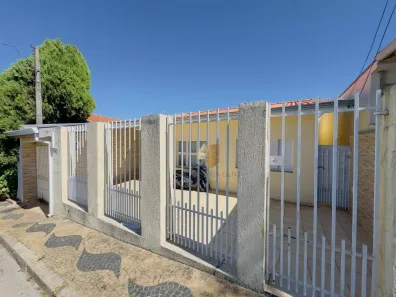 Casa com 3 Quartos à venda, 200m² no Jardim Santo Antônio, Valinhos