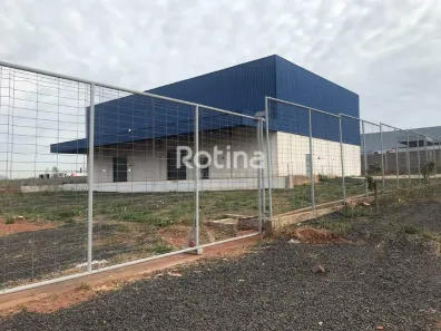 Galpão/Depósito/Armazém para alugar, 800m² no Distrito Industrial, Uberlândia