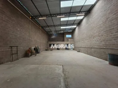 Galpão/Depósito/Armazém para alugar, 235m² no Tangarás, Bauru