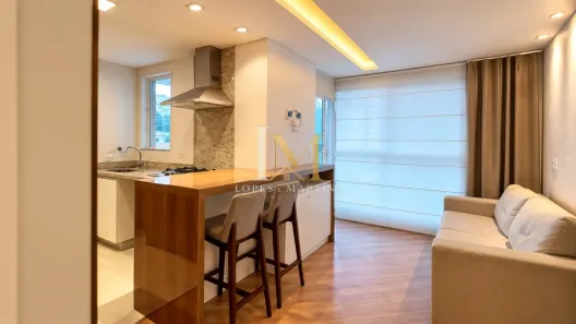 Apartamento com 2 Quartos à venda, 68m² no Centro, Curitiba