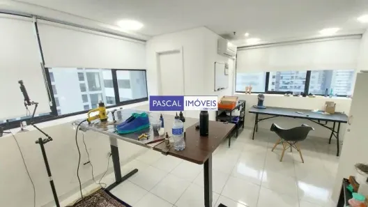 Sala Comercial à venda, 52m² no Moema, São Paulo