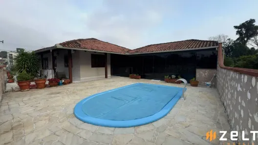 Casa com 3 Quartos à venda, 224m² no Salto Weissbach, Blumenau