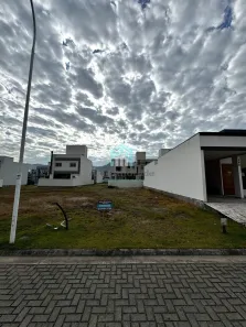 Lote/Terreno à venda, 150m² no Beira Rio, Biguaçu