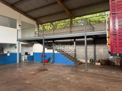 Galpão/Depósito/Armazém para alugar, 1500m² no Distrito Industrial, Uberlândia