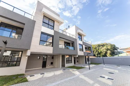 Casa de Condomínio com 3 Quartos à venda, 160m² no Santa Felicidade, Curitiba