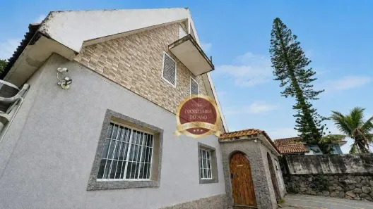 Casa com 9 Quartos à venda, 340m² no Guilhermina, Praia Grande