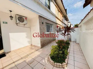 Sobrado com 3 Quartos à venda, 140m² no Marapé, Santos