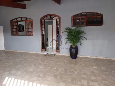 Casa com 3 Quartos à venda, 250m² no Loteamento Residencial Barão de Tremembé, Tremembé