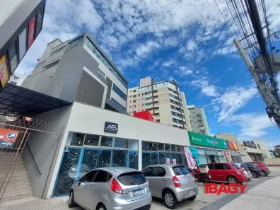 Sala Comercial para alugar, 316m² no Trindade, Florianópolis
