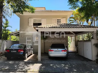 Casa de Condomínio com 4 Quartos à venda, 220m² no Jardim Itatinga, São Paulo
