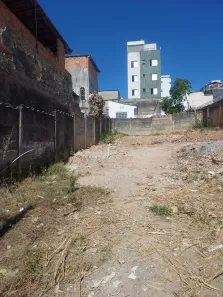 Lote/Terreno para alugar, 150m² no Sagrada Família, Belo Horizonte