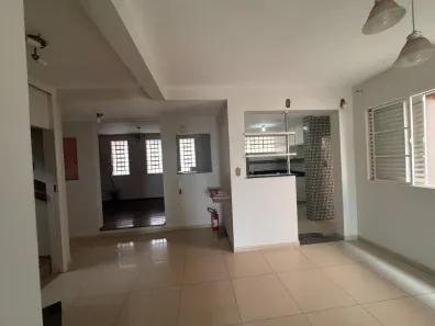 Casa com 4 Quartos à venda, 450m² no Lídice, Uberlândia