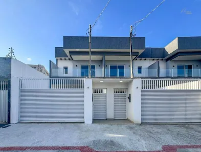 Casa com 3 Quartos para alugar, 220m² no Morada de Laranjeiras, Serra