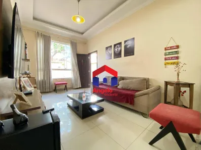 Casa com 3 Quartos à venda, 196m² no Santa Amélia, Belo Horizonte
