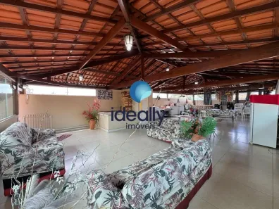 Casa com 3 Quartos à venda, 150m² no Bom Jesus, Contagem