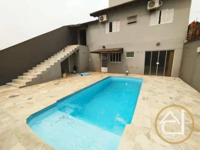 Casa com 3 Quartos à venda, 200m² no Ideal, Londrina