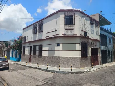Casa com 4 Quartos à venda, 227m² no Campina, Belém