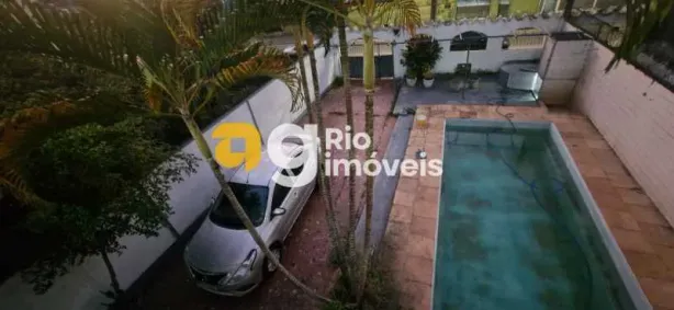 Casa com 3 Quartos à venda, 422m² no Tanque, Rio de Janeiro