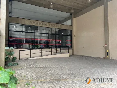 Ponto Comercial para venda ou aluguel, 1275m² no Alto da Serra, Petrópolis