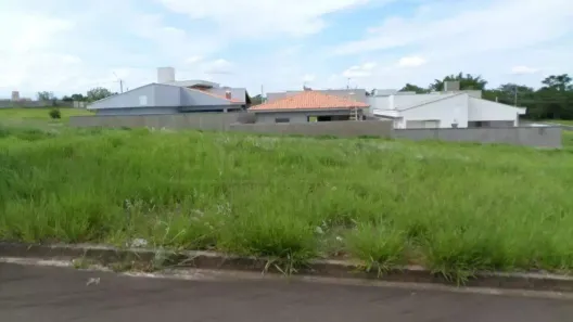 Lote/Terreno à venda, 300m² no Conjunto Residencial Vitório Cezarino, Rio das Pedras