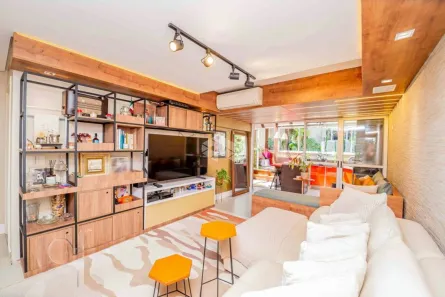 Apartamento com 2 Quartos à venda, 110m² no Mont Serrat, Porto Alegre