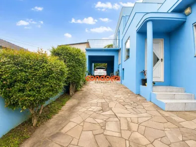 Casa com 5 Quartos para alugar, 280m² no Vila Nova, Porto Alegre