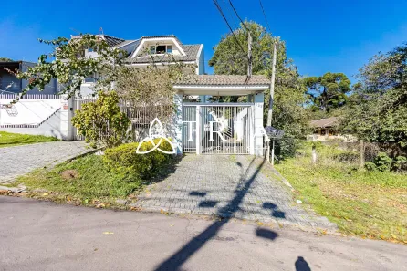 Casa com 3 Quartos à venda, 145m² no Vista Alegre, Curitiba