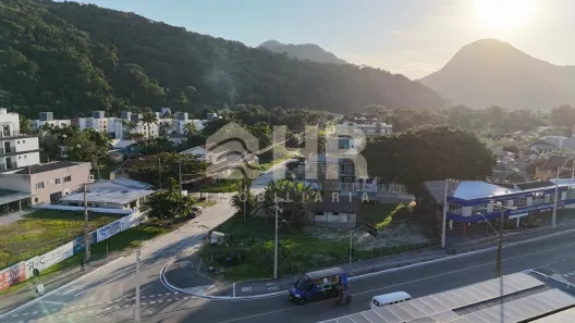Lote/Terreno à venda, 840m² no Caiobá, Matinhos