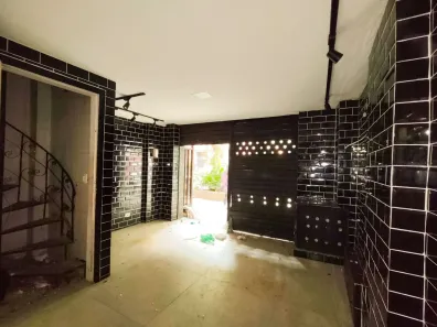 Ponto Comercial para alugar, 71m² no Copacabana, Rio de Janeiro