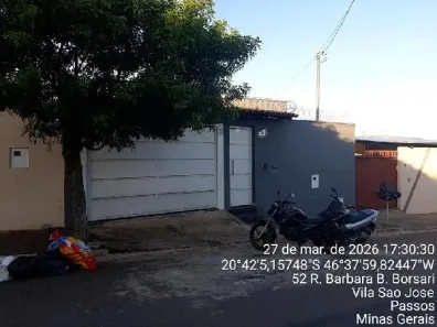 Casa com 3 Quartos à venda, 220m² no Vila São José, Passos