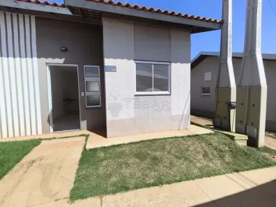 Casa de Condomínio com 2 Quartos para alugar, 50m² no Borboleta I, Bady Bassitt