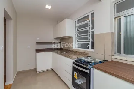 Apartamento com 2 Quartos à venda, 65m² no Passo da Areia, Porto Alegre