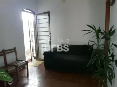 Casa com 4 Quartos à venda, 160m² no Nossa Senhora Aparecida, Uberlândia