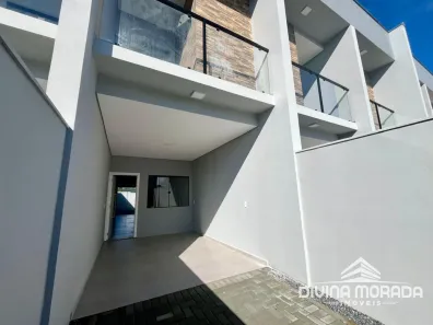 Casa com 2 Quartos à venda, 72m² no Vila Nova, Joinville