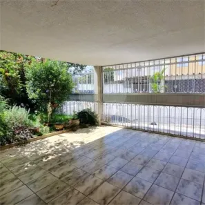 Casa com 2 Quartos para venda ou aluguel, 160m² no Jardim Regina, São Paulo