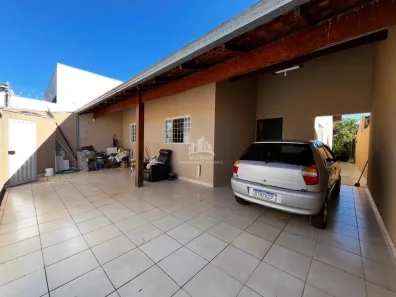 Casa com 3 Quartos à venda, 220m² no Nova Uberlândia, Uberlândia