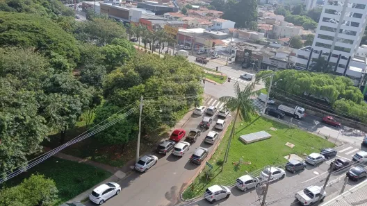 Sala Comercial para alugar, 643m² no Chácara da Barra, Campinas