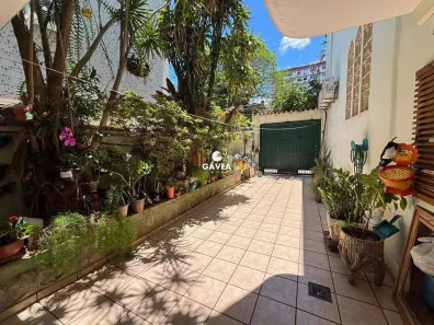 Sobrado com 4 Quartos à venda, 200m² no Boqueirão, Santos