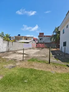 Lote/Terreno à venda, 335m² no Olivença, Ilhéus
