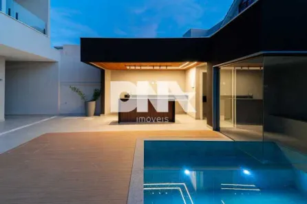 Casa de Condomínio com 4 Quartos à venda, 350m² no Barra da Tijuca, Rio de Janeiro