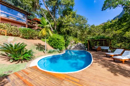Casa de Condomínio com 4 Quartos à venda, 570m² no Araras, Petrópolis