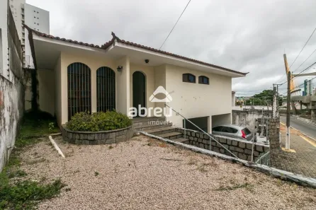 Casa com 4 Quartos à venda, 389m² no Lagoa Nova, Natal
