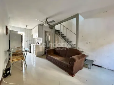 Casa de Condomínio com 2 Quartos para alugar, 57m² no Vila Nova, Porto Alegre