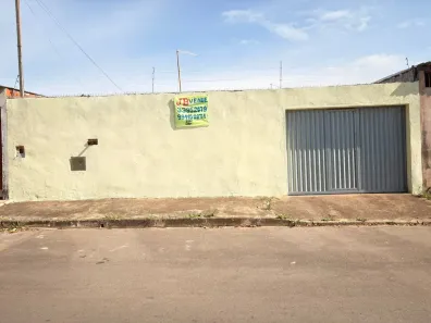Casa com 2 Quartos à venda, 70m² no Santa Maria, Brasília
