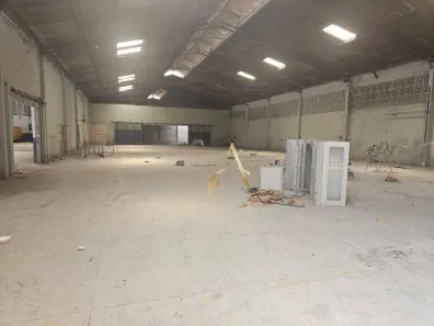 Galpão/Depósito/Armazém para alugar, 10000m² no BNH, Mesquita